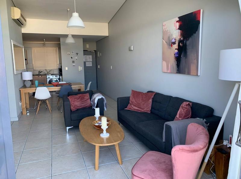 2 Bedroom Property for Sale in Hout Bay Western Cape